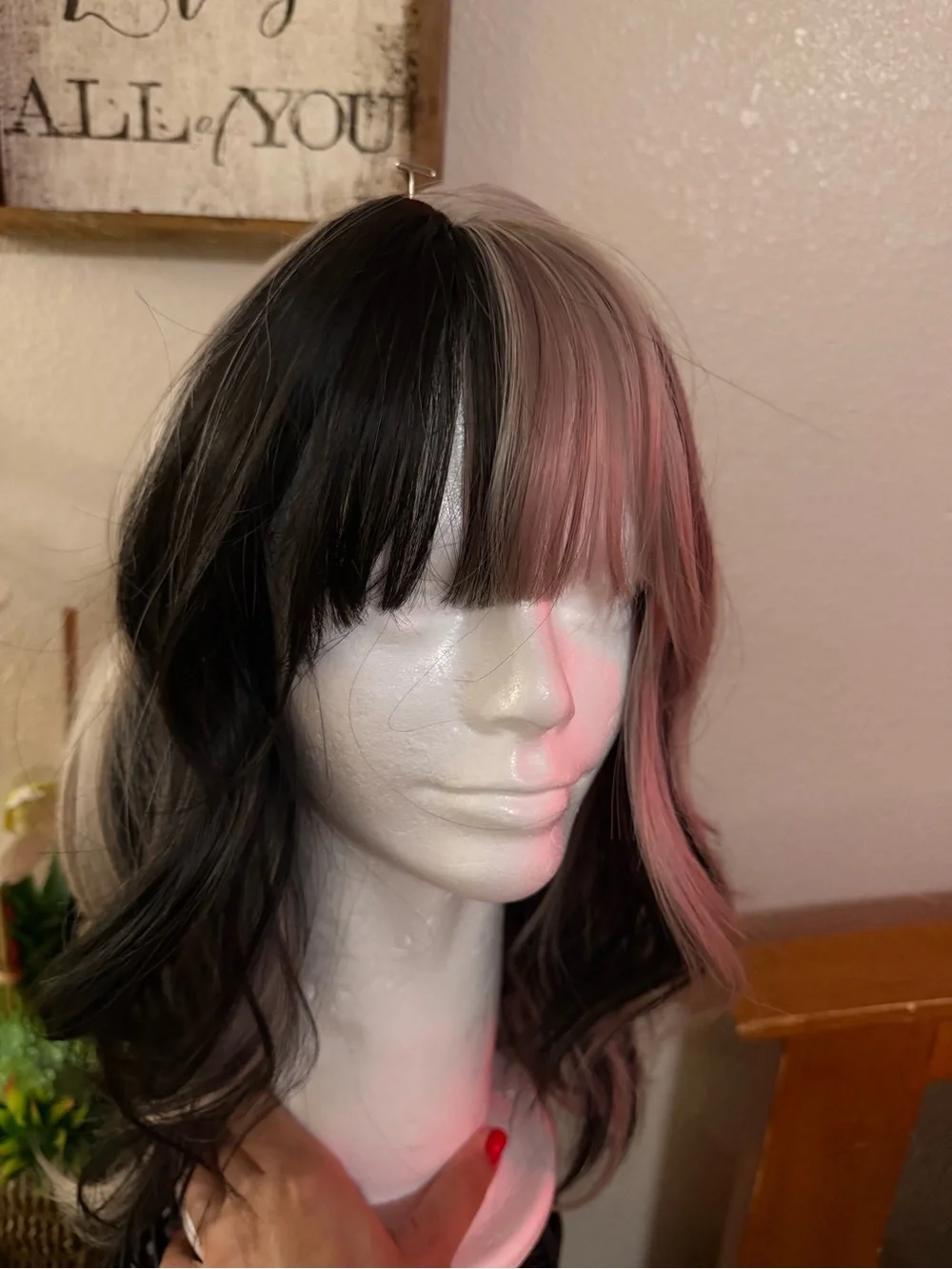 Short Wavy Synthetic Wig with Black, Gray ,,